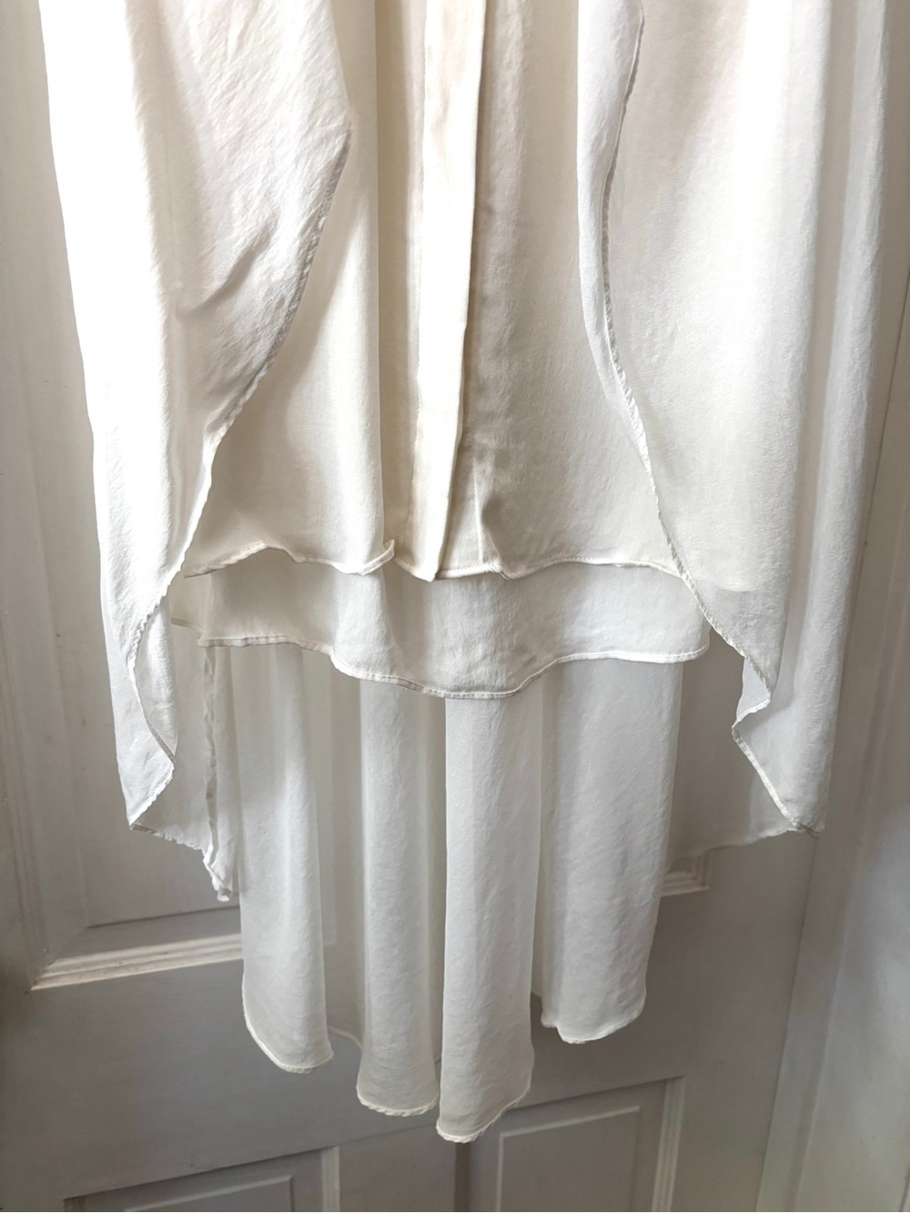 Haute Hippie Sleeveless Silk Tunic Blouse Off White High Low Size L - Picture 3 of 13